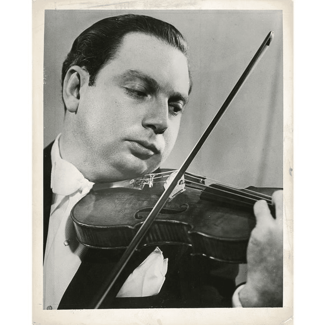 1940: Onstage on this Date
